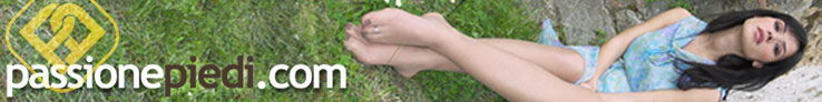 Italian Foot Fetish Girls on Passione Piedi